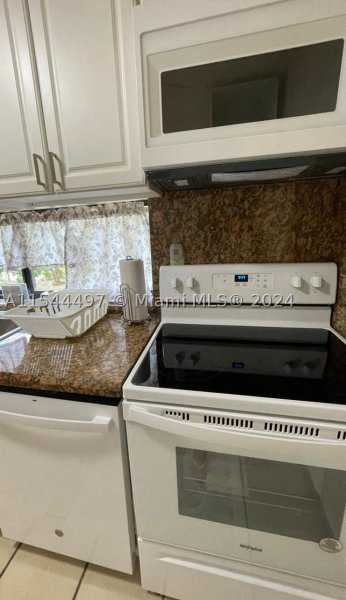 Comprar apartamento en Plaza of the Americas 318
