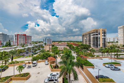 Aluguel de apartamento no 2080 Ocean Drive 602