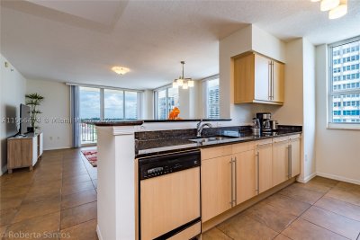 Aluguel de apartamento no 2080 Ocean Drive 602