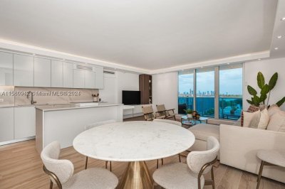 Comprar apartamento en Roney Palace 837