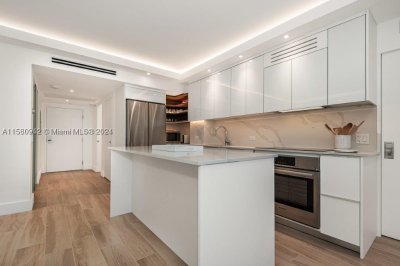 Comprar apartamento en Roney Palace 837