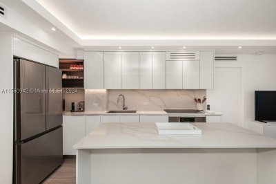 Comprar apartamento en Roney Palace 837
