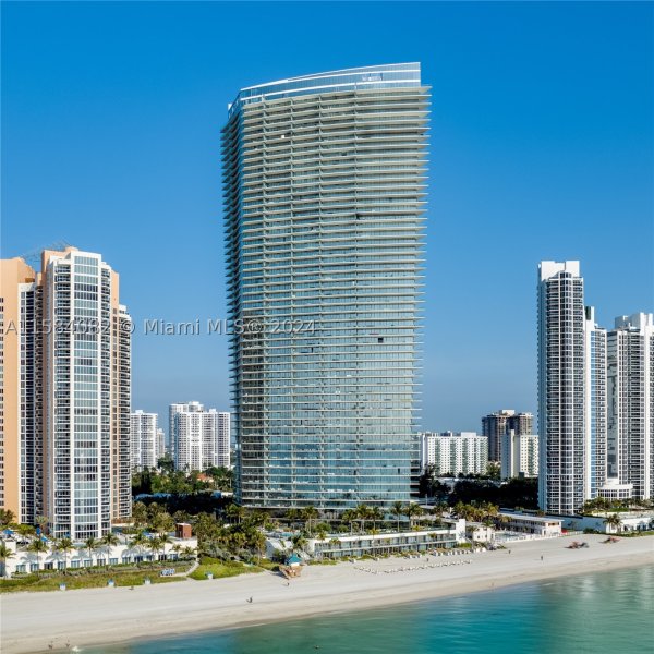 Alquiler de apartamento en Residences by Armani / Casa 5102