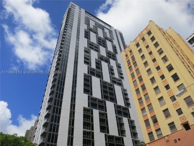 Centro Condo Apt #1902
