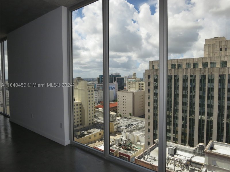 Comprar apartamento en Centro Condo 1902