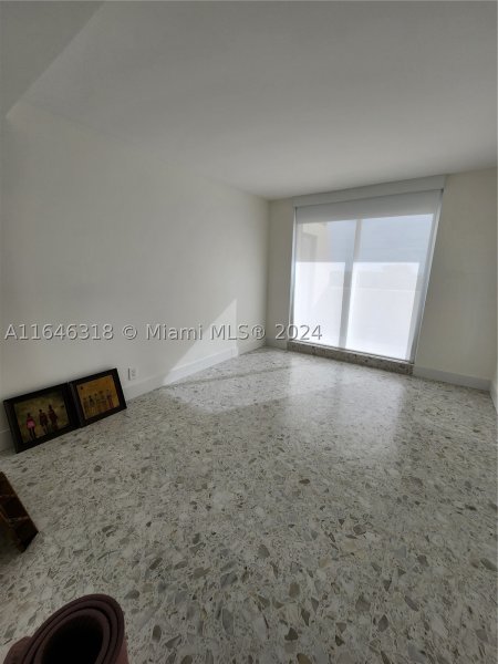 Condo for sale at Club Atlantis 306