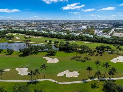 Comprar apartamento en The Blue Doral 1308