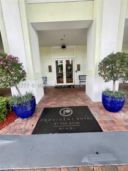 Condo for sale at The Blue Doral 1308
