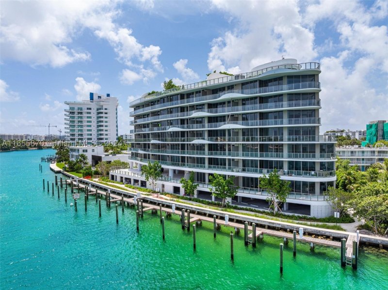 Comprar apartamento en Onda Bay Harbor Islands 202