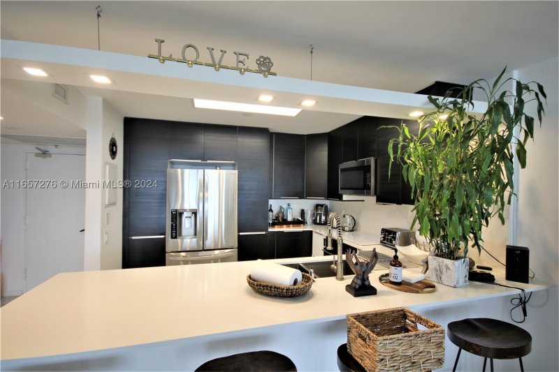 Apartment for rent at Seacoast 5151 933
