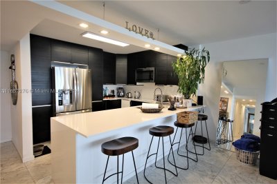 Seacoast 5151 Apt #933