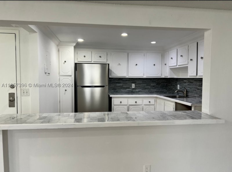 Condo for sale at Sailboat Cay 1205