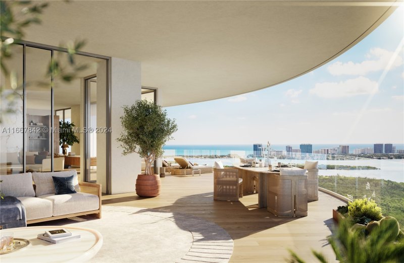 Condo for sale at One Park Tower by Turnberry 2601