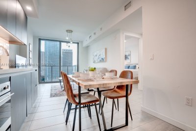 YotelPad Miami Apt #1705