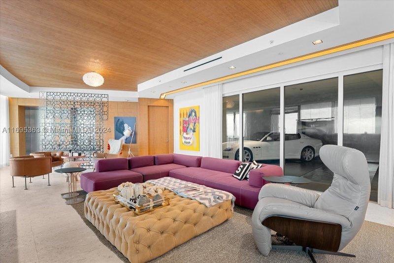 Condo for sale at Porsche Design Tower 3405