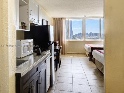 Comprar apartamento no Aventura Beach Club 1141