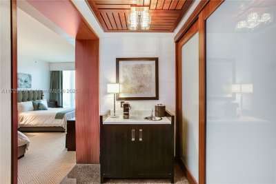 Ritz Carlton One Bal Harbour Apt #1612
