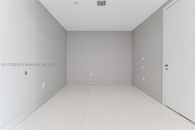 Comprar apartamento no Epic Miami 4912