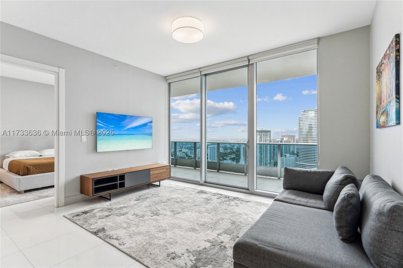 Comprar apartamento no Epic Miami 4912