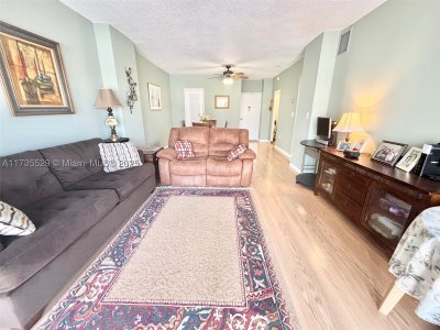 Comprar apartamento en The Hemispheres 11N