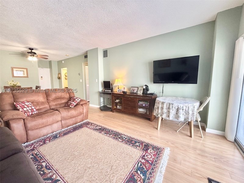 Condo for sale at The Hemispheres 11N