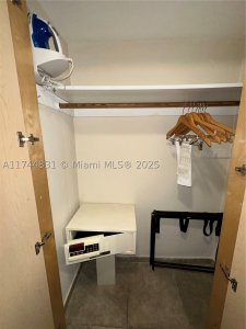 Comprar apartamento en Aventura Beach Club 435