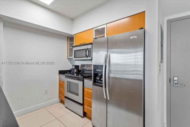 Condo for sale at Opera Tower 4809
