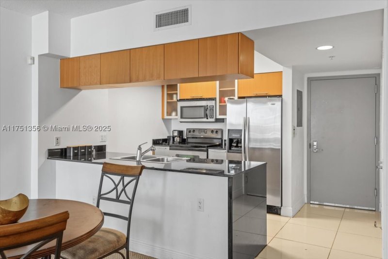 Condo for sale at Opera Tower 4809