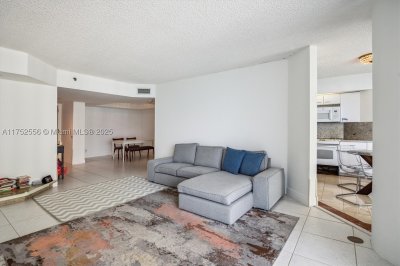 Comprar apartamento en Oceania 3 2035