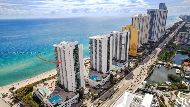 Comprar apartamento en Oceania 3 2035