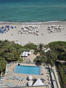 Comprar apartamento en Sole 1402