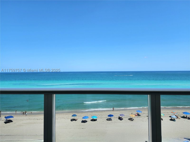 Apartment for rent at Alexander Towers 612