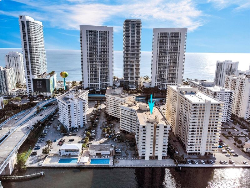 Condo for sale at Imperial Towers 827