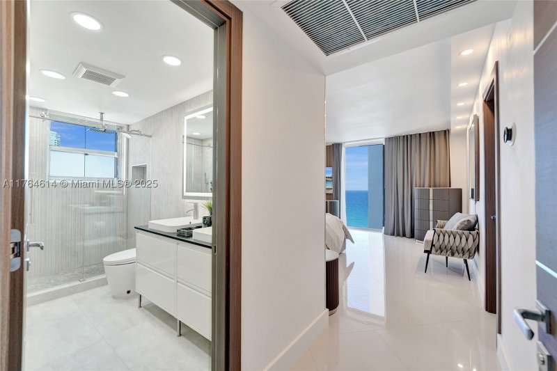 Apartment for rent at Sian Ocean Residences 16P