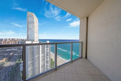 Alquiler de apartamento en La Perla 3306