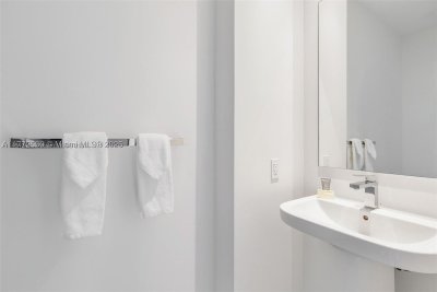Comprar apartamento en Hyde Beach House R406