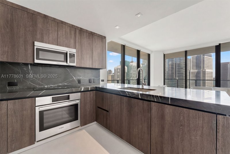 Condo for sale at Brickell City Centre Rise 2411