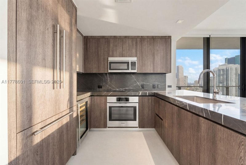Condo for sale at Brickell City Centre Rise 2411