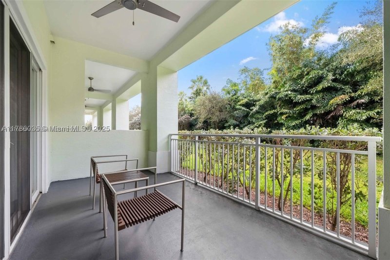 Condo for sale at The Blue Doral 115