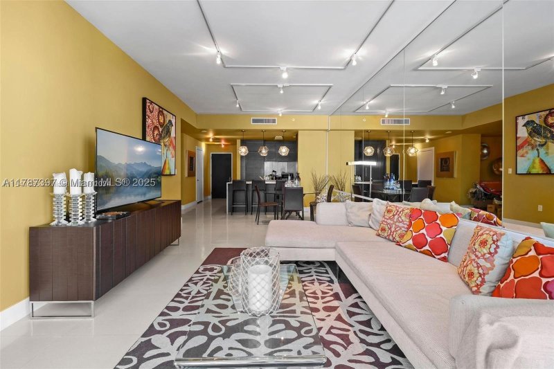 Condo for sale at 900 Biscayne 2410
