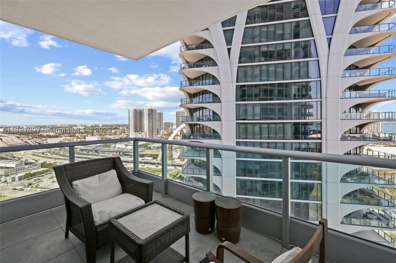 Condo for sale at 900 Biscayne 2410