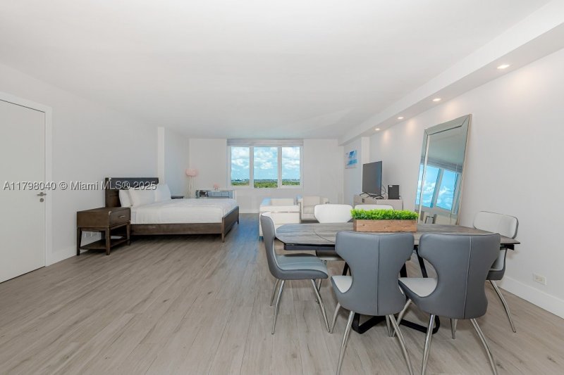 Comprar apartamento en Roney Palace 1531