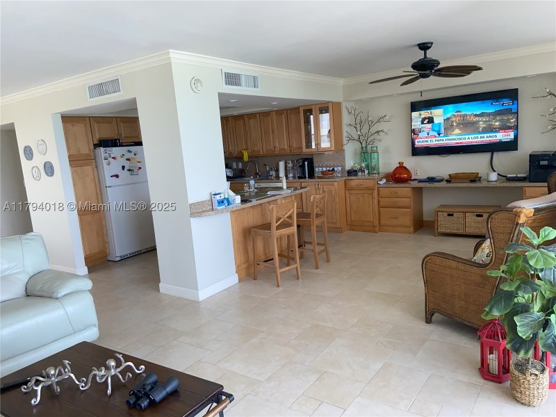 Condo for sale at Parker Dorado 716