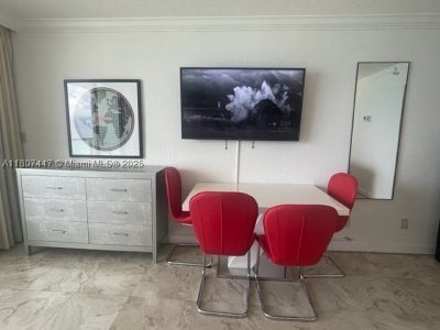 Comprar apartamento no Aventura Beach Club 714
