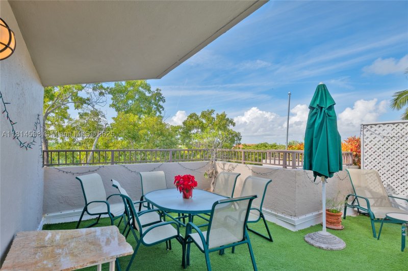 Apartment for rent at Key Colony IV Botanica 480