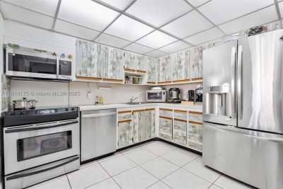 Comprar apartamento no Sailboat Cay 406