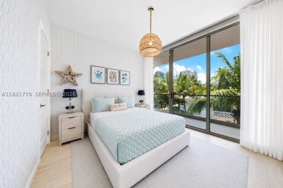 Comprar apartamento no Three Hundred Collins 3D
