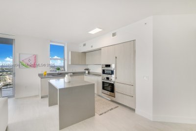 Alquiler de apartamento en Hyde Beach House T3708