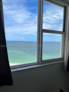 Comprar apartamento en Parker Dorado 1602