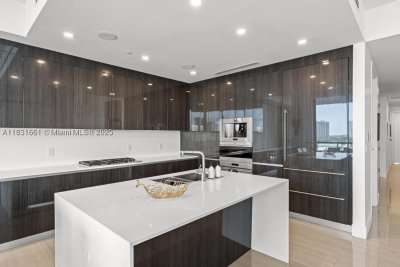 Comprar apartamento en Echo Aventura 904